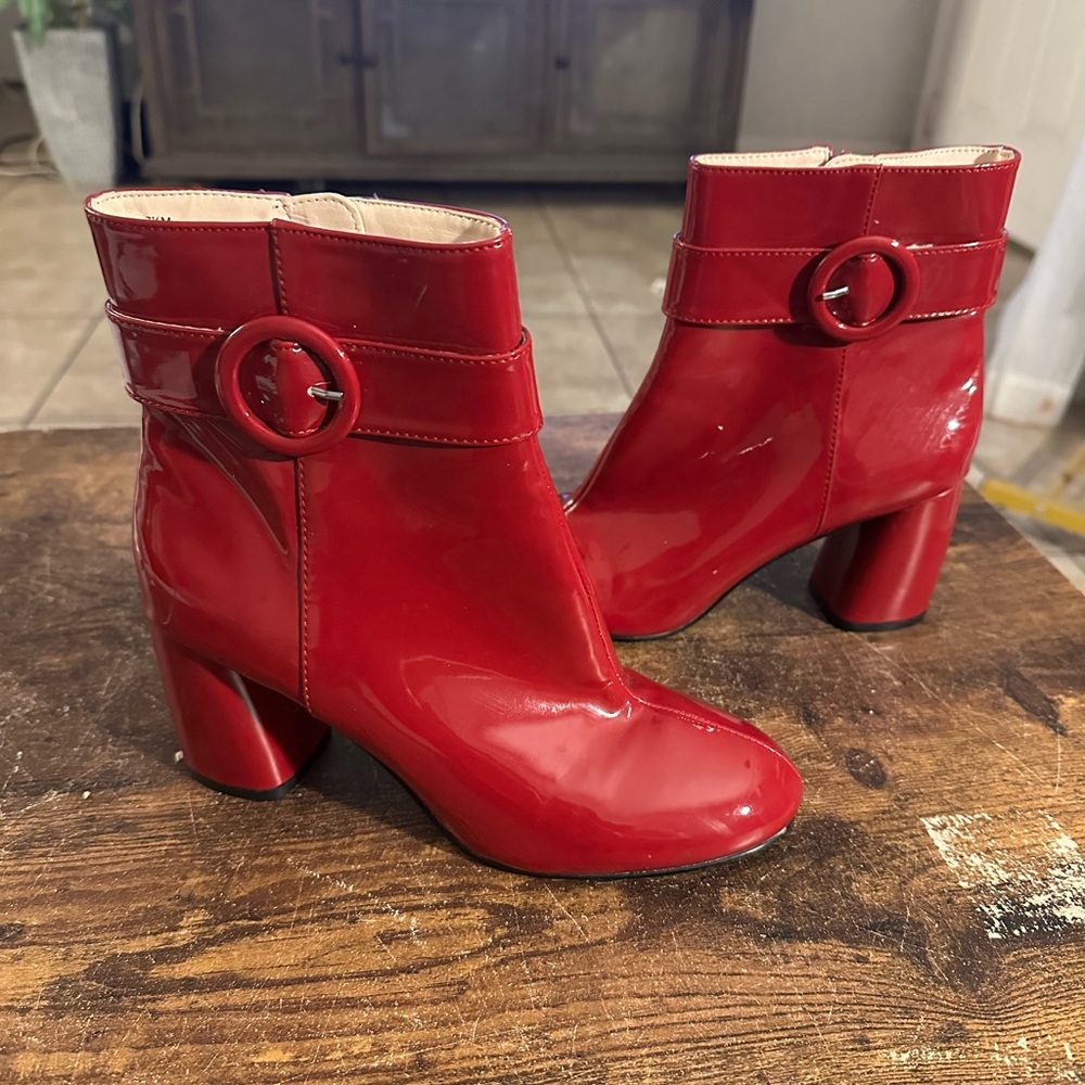 Nine‎ West Kyra Red Patent Leather Boots 7.5 Cocktails Holiday Party Booties